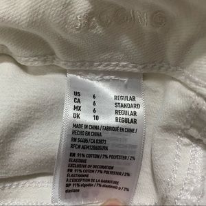 white american eagle jeans